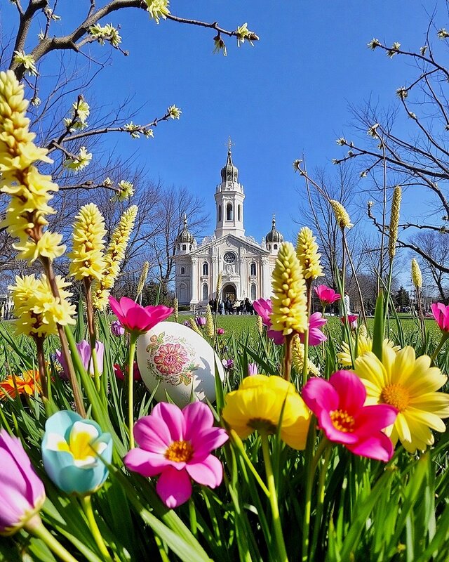 С   ПРАЗДНИКОМ   ВЕЛИКОЙ   ПАСХИ - Анатолий Малобродский