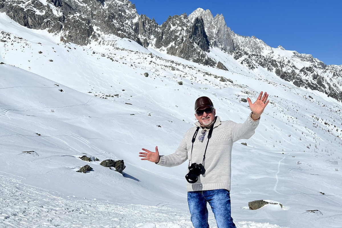 Эгюий-дю-Миди — горная вершина во Франции, Верхняя Савойяпика 3842 м. - "The Natural World" Александер Эгюий-дю-Миди — горная вершина во Франции, Верхняя Савойяпика 3842 м. - "The Natural World" Александер