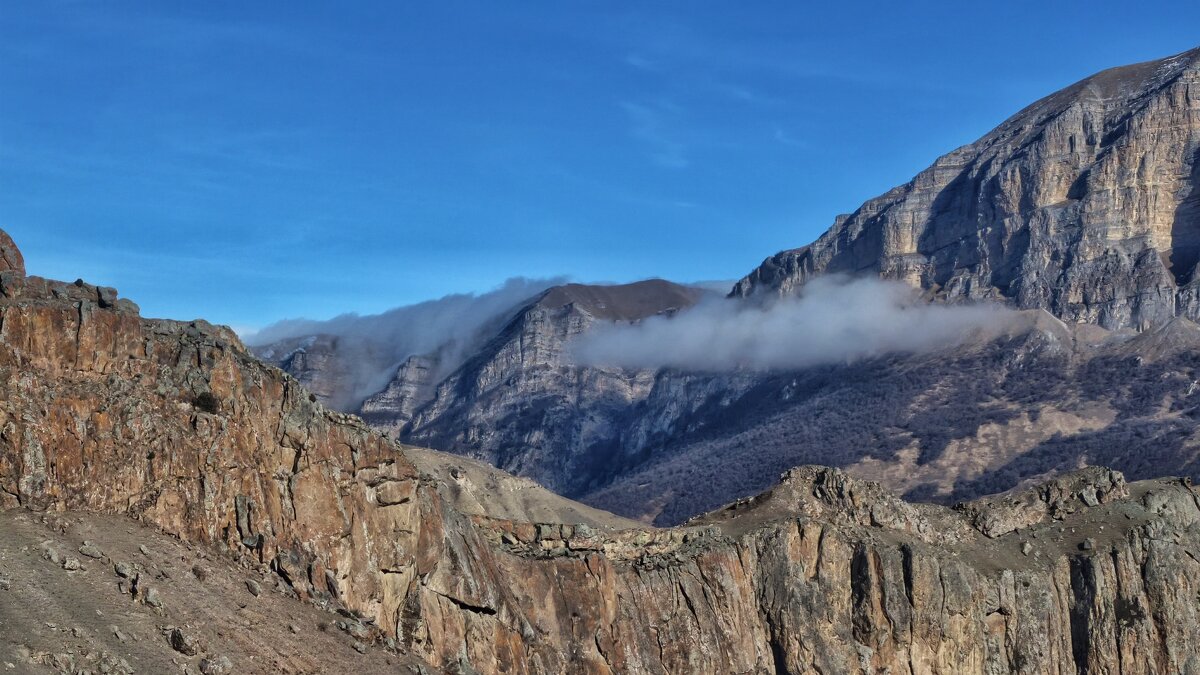 В горах - Мариша Тим