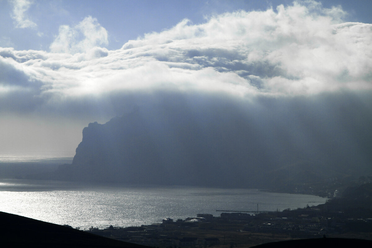 Туман над горами - Геннадий Валеев
