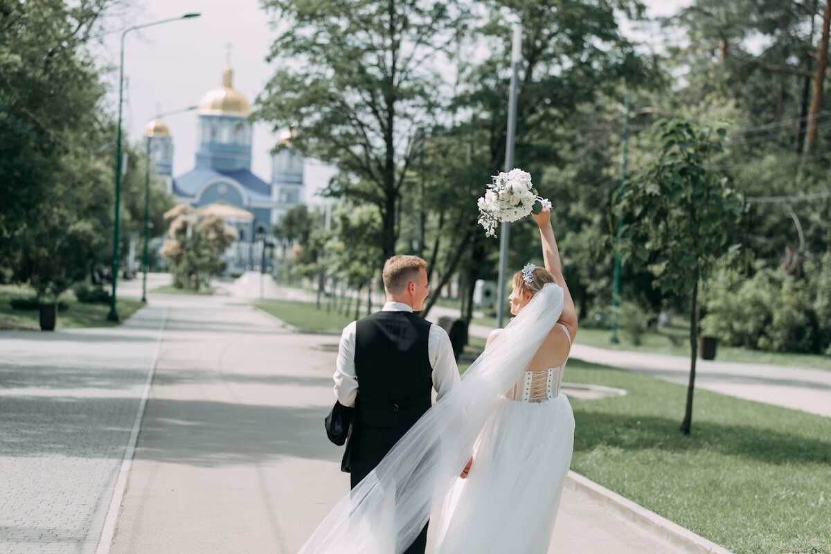 *** - Алексей Вирусян