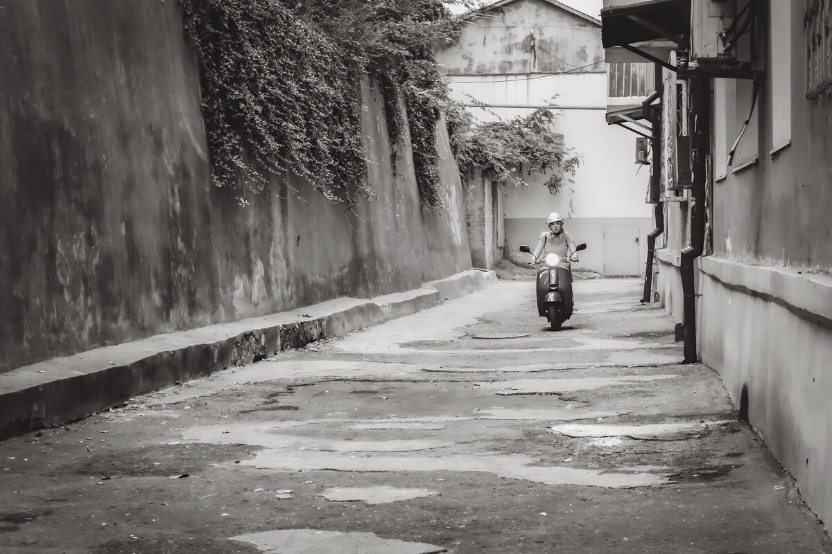 Роллер-Леди (чб) - Сергей Царёв Роллер-Леди (чб) - Сергей Царёв