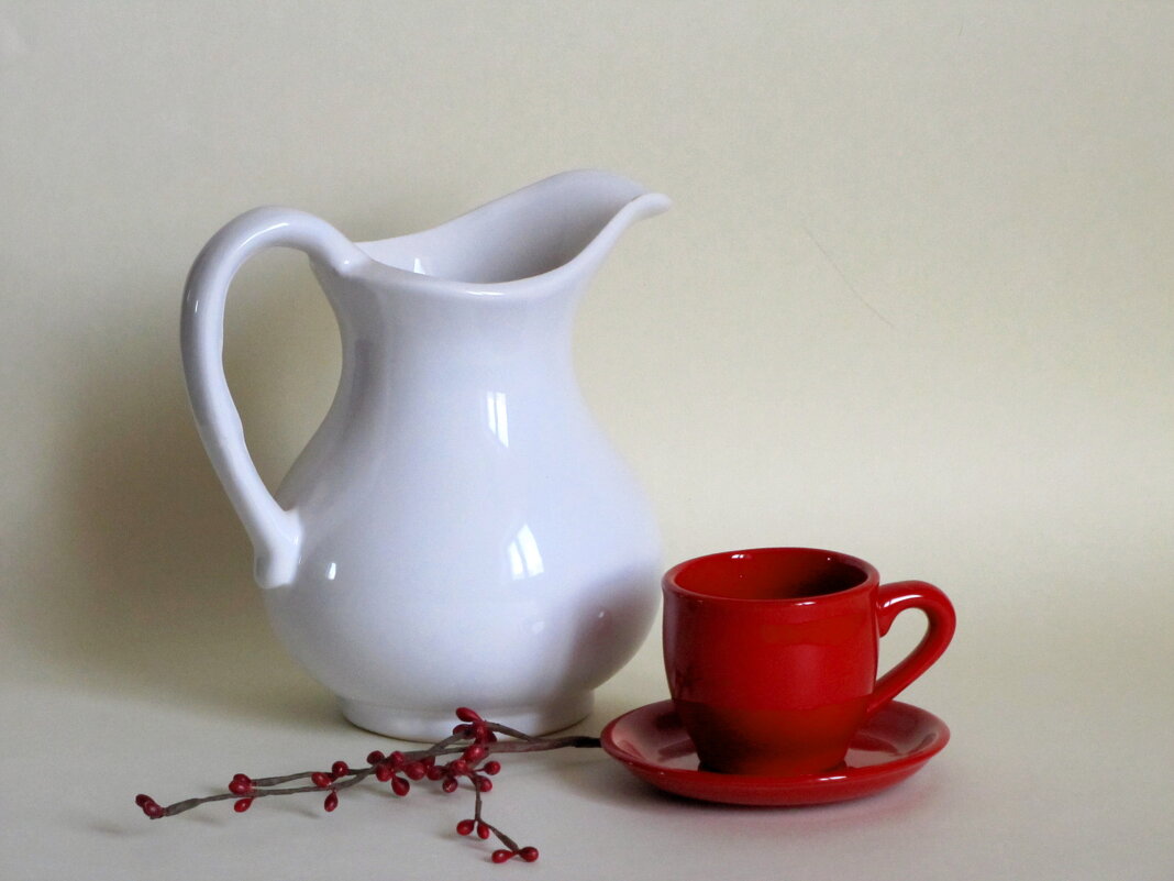 Белое и красное. - Татьяна Гнездилова Белое и красное. - Татьяна Гнездилова