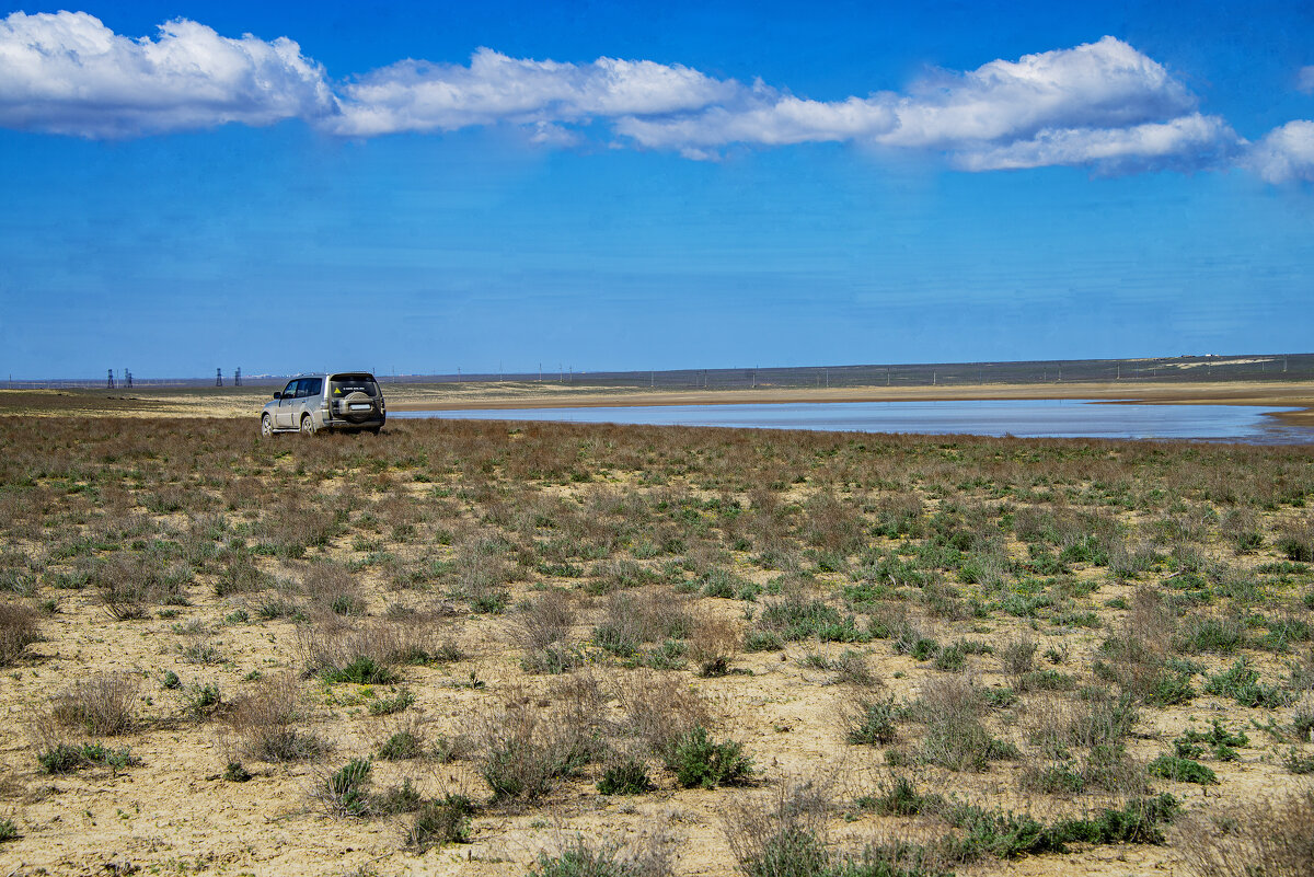 Впереди небо - Анатолий Чикчирный