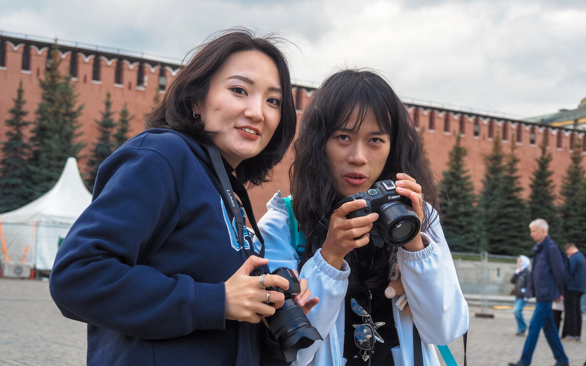 Гости из Китая - юрий поляков