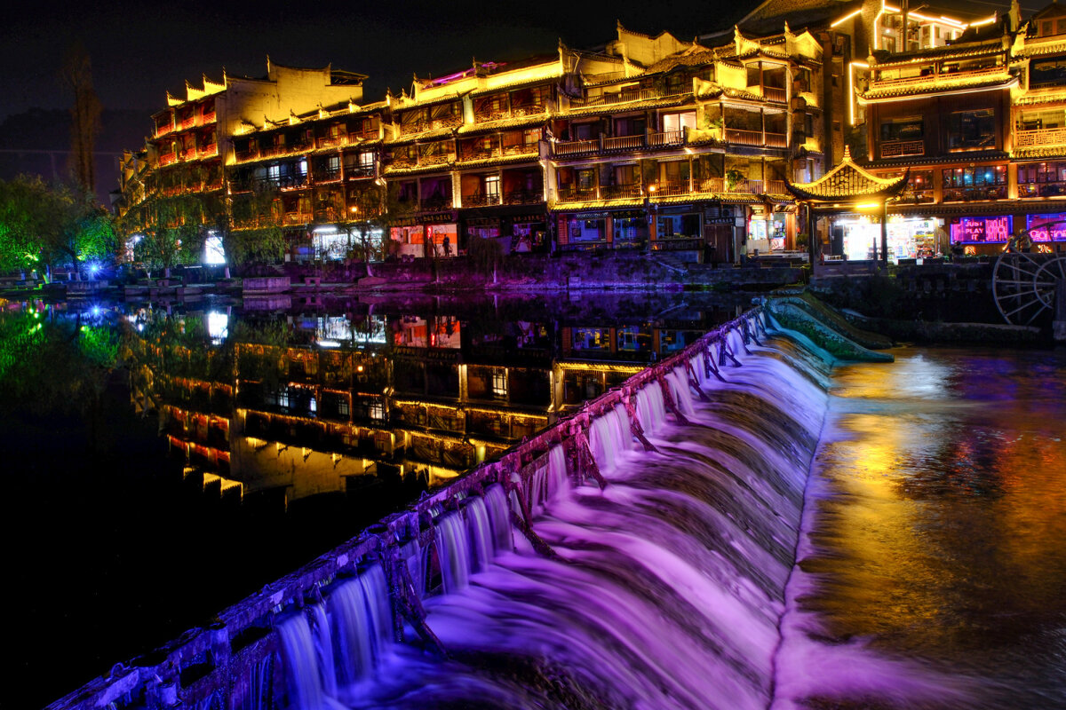 Водопадик ночью - Георгий А