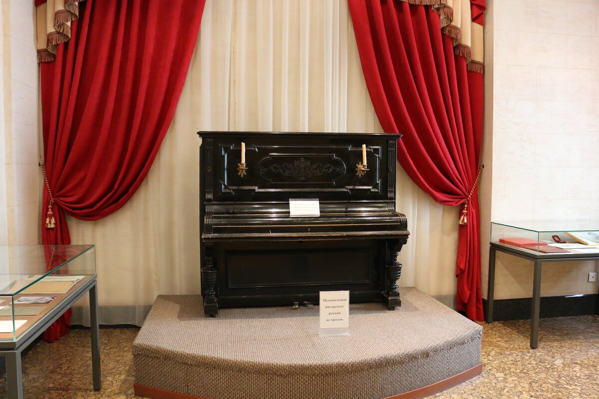 В национальном музее им. Анохина - Ольга 