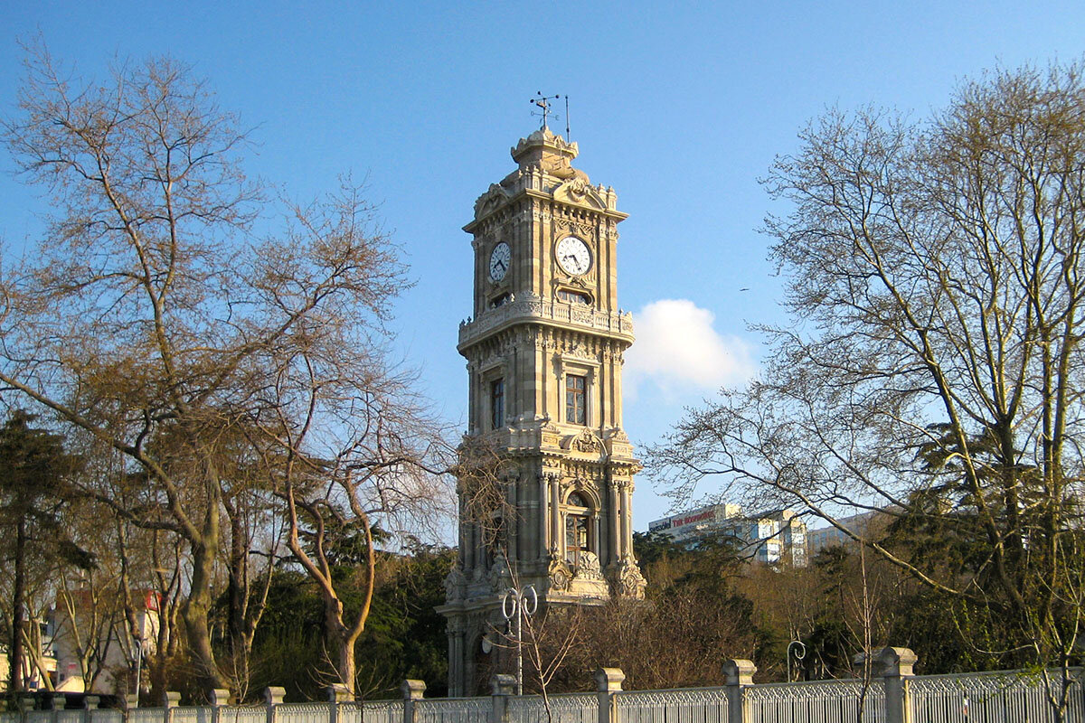 Часовая башня Долмабахче. Стамбул. Турция - Сергей Сомихин