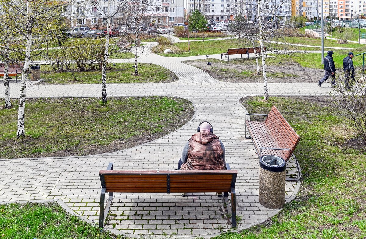 Отдохнуть на лавочке - Валерий Иванович