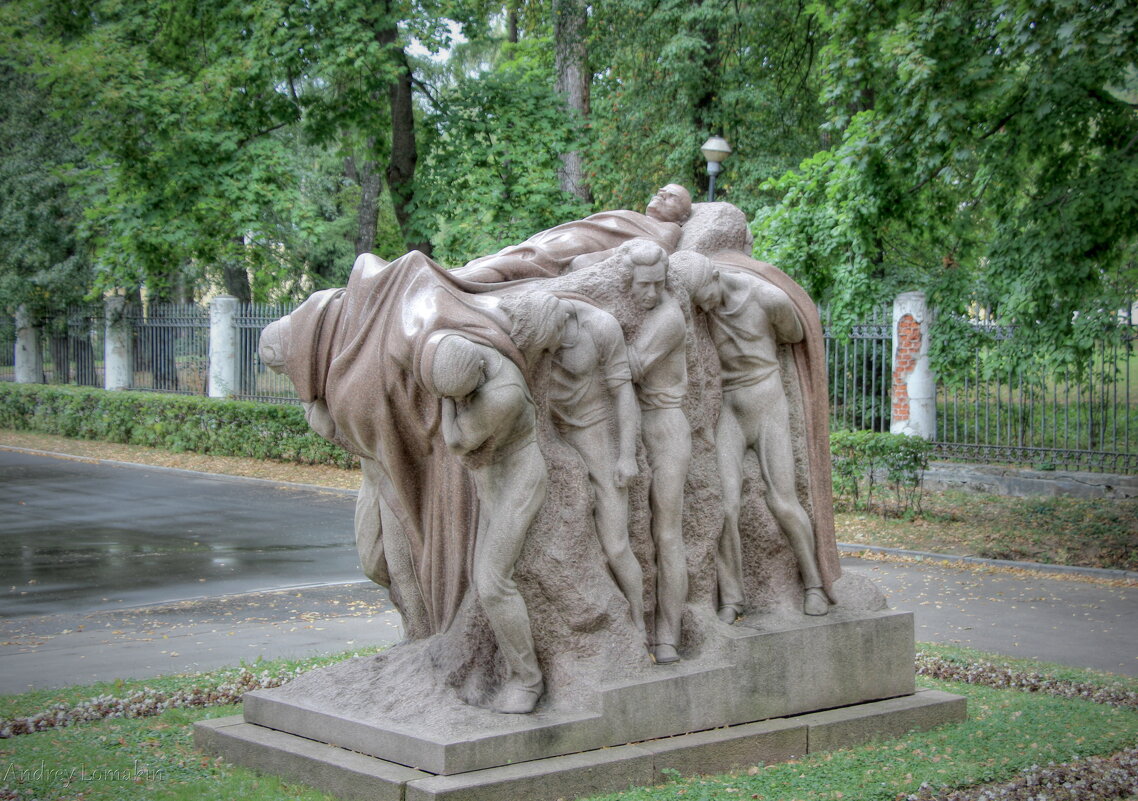 Скульптурная композиция Смерть вождя - Andrey Lomakin