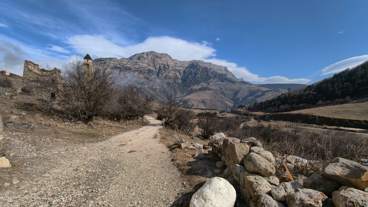 Дорога в горы - Мариша Тим