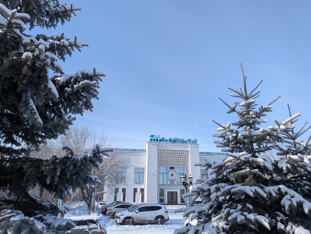 Зимний день - Андрей Хлопонин