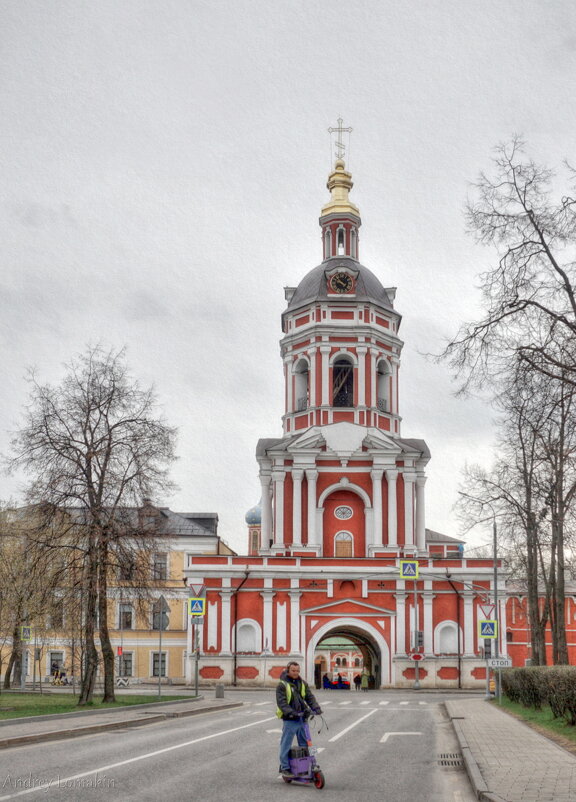 Надвратный храм в честь праведных Захарии и Елисаветы - Andrey Lomakin