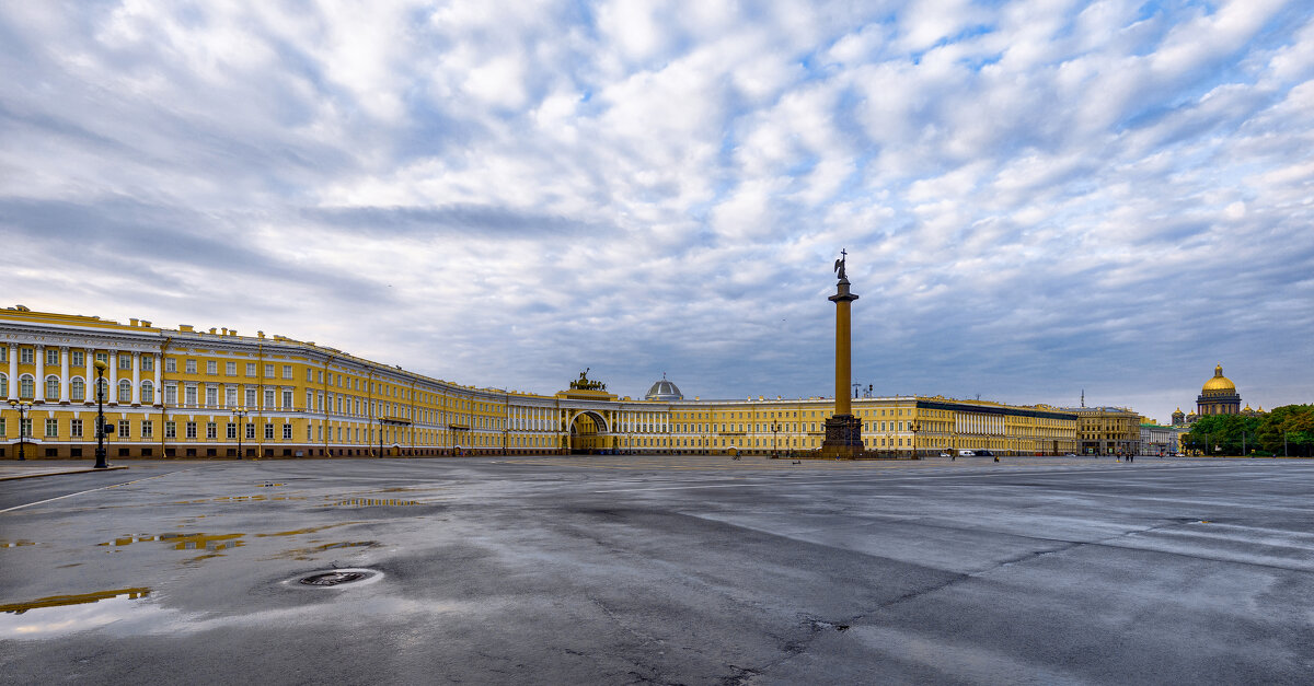 Летнее утро на Дворцовой - Евгений 