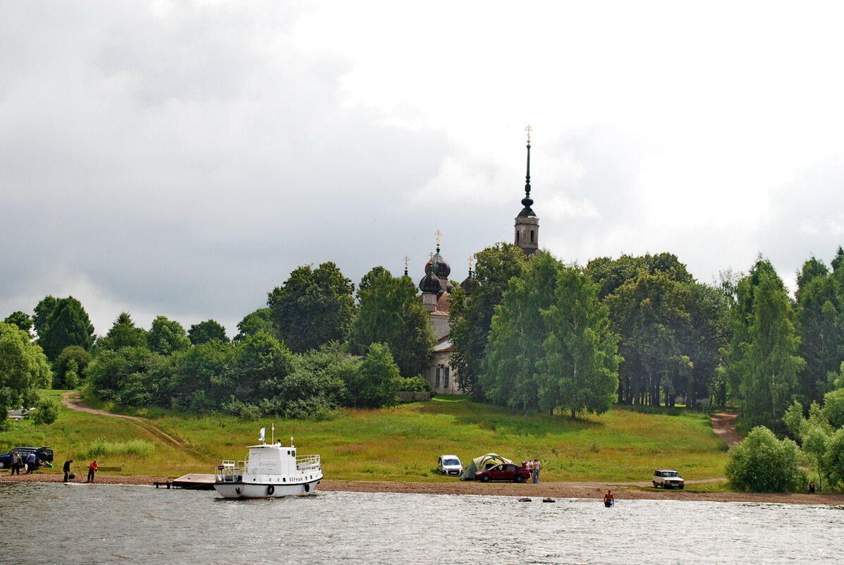 На берегу  Угличского водохранилища. - Анастасия Смирнова