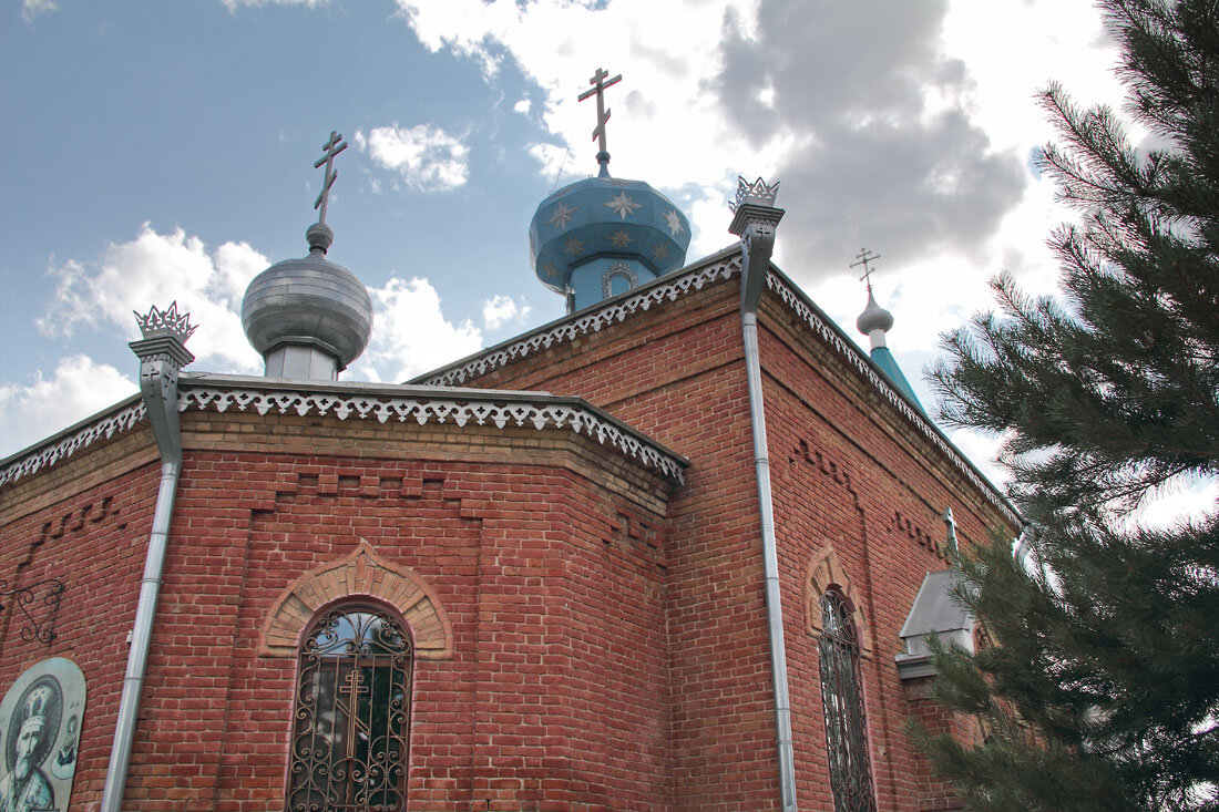 На улицах Уральска - MILAV V