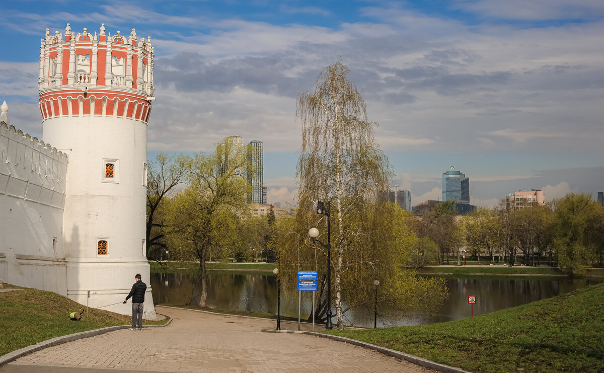 Солнце красит дивным светом. - Николай 