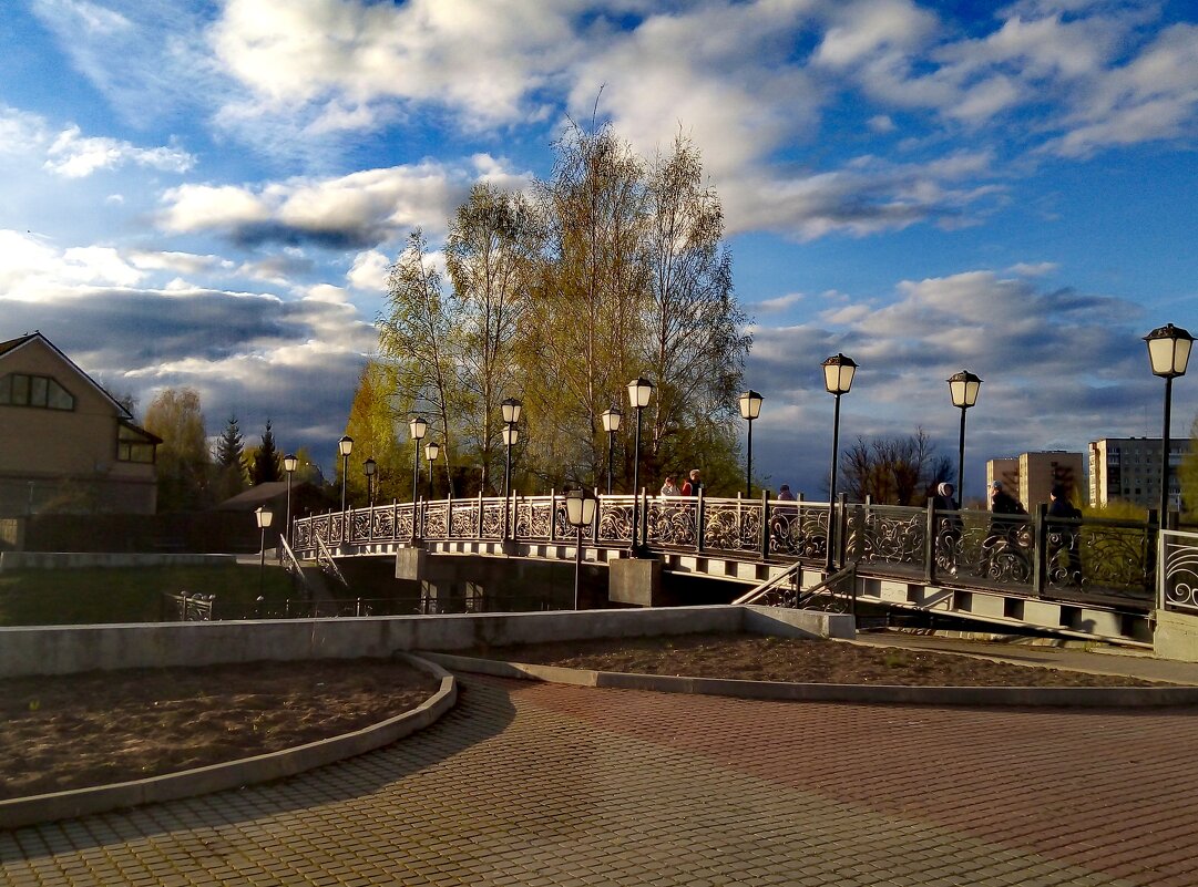 Весенний день - Сергей Кочнев