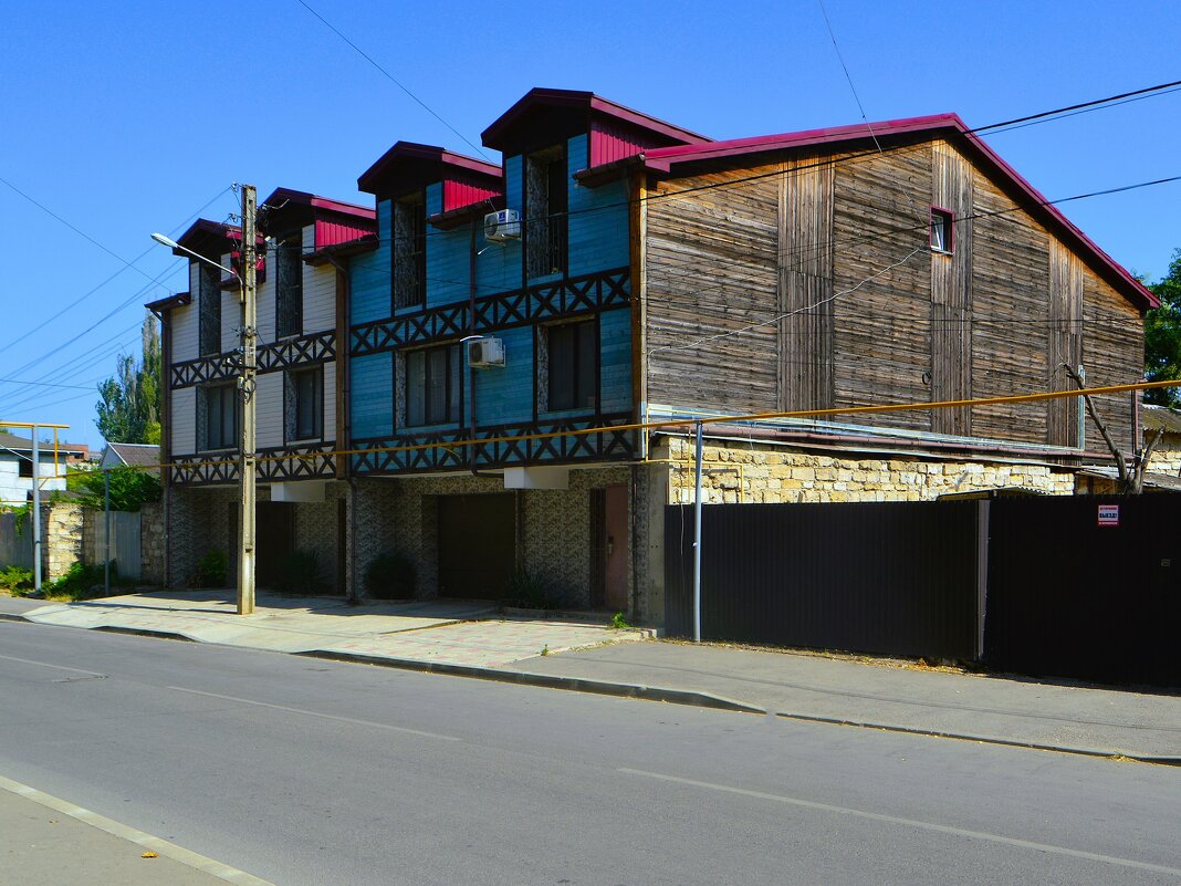 Керчь. Дом по ул. Госпитальной 41. - Пётр Чернега