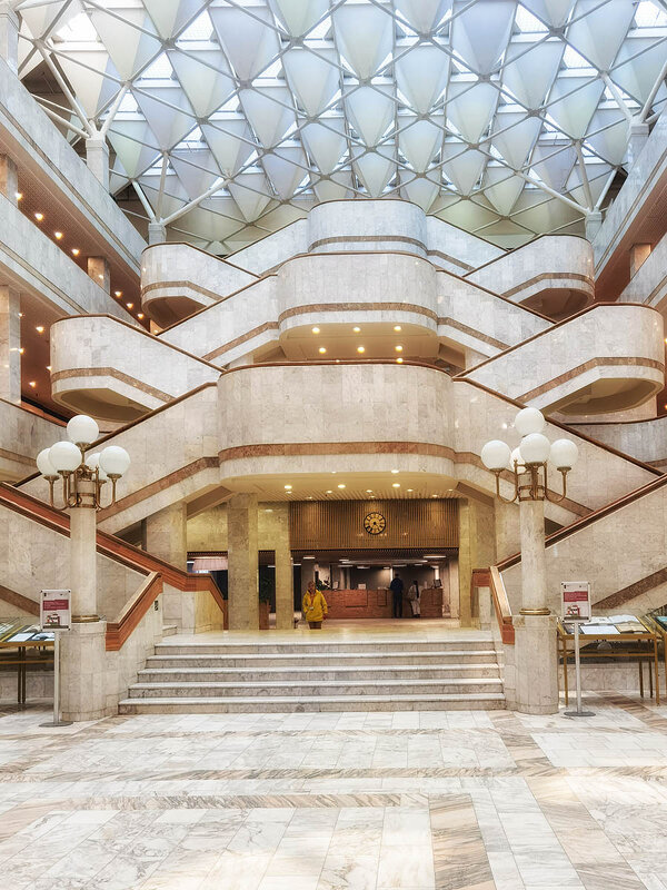 Российская национальная библиотека. СПб. - Лилия *