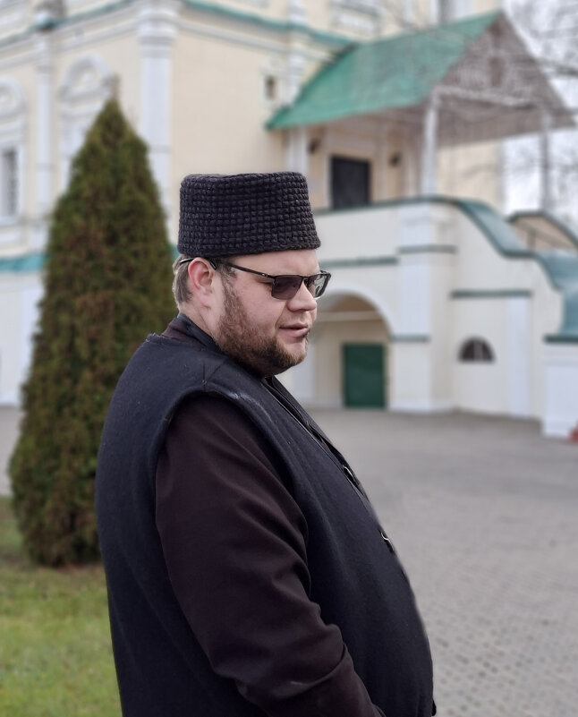 В монастыре - ИРЭН@ .