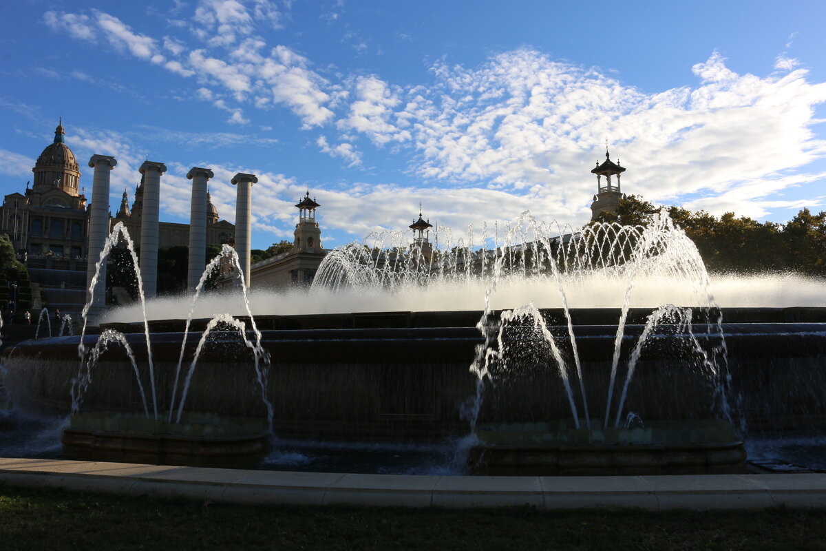 Фонтан у Национального музея Каталонии - Ольга 