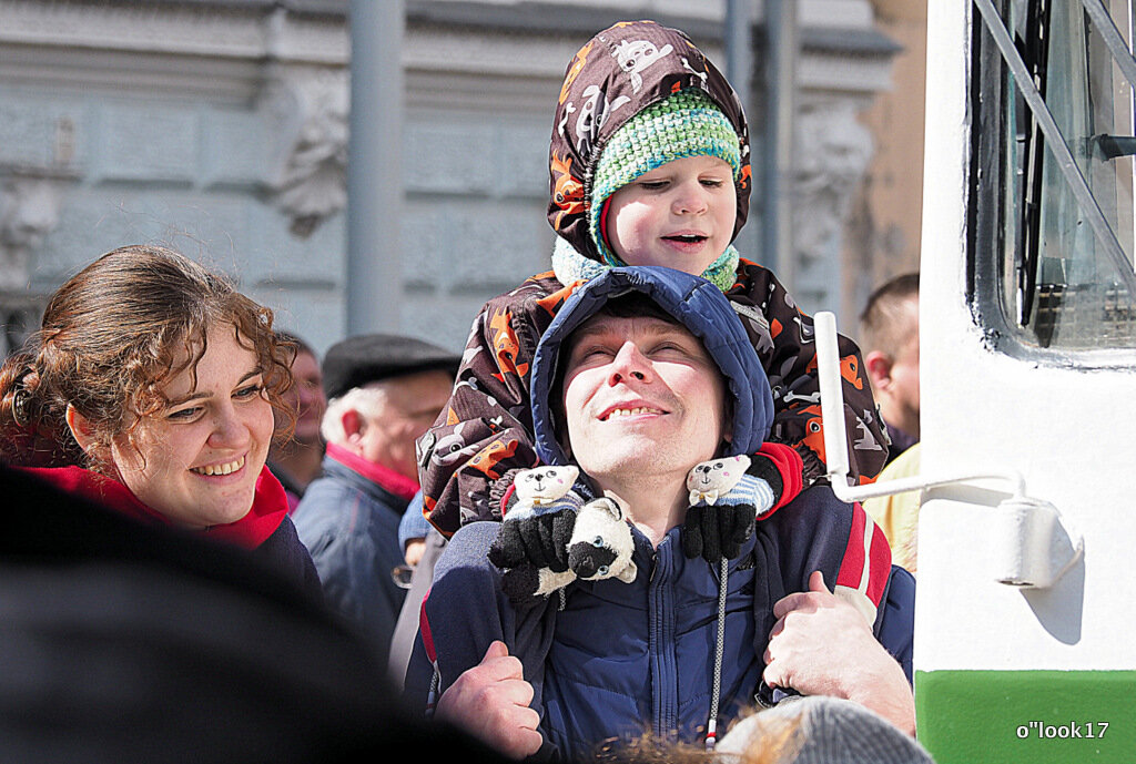 семья - Олег Лукьянов