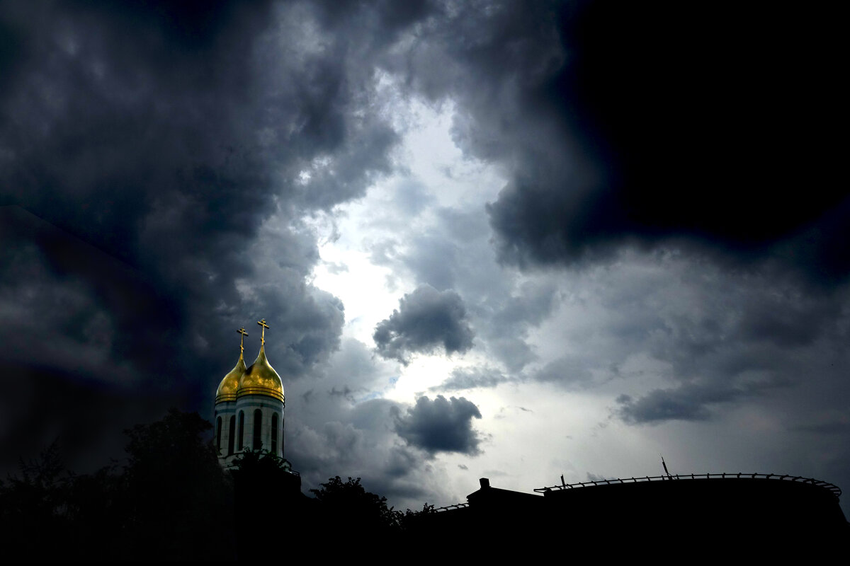 Предчувствие беды - Виктор Савельев