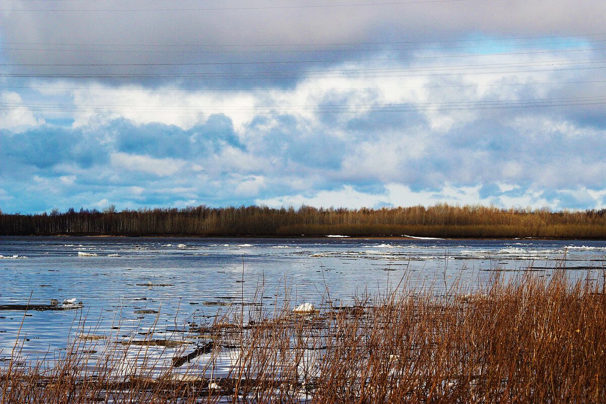 Май...Когда кончается ледоход! - Владимир 