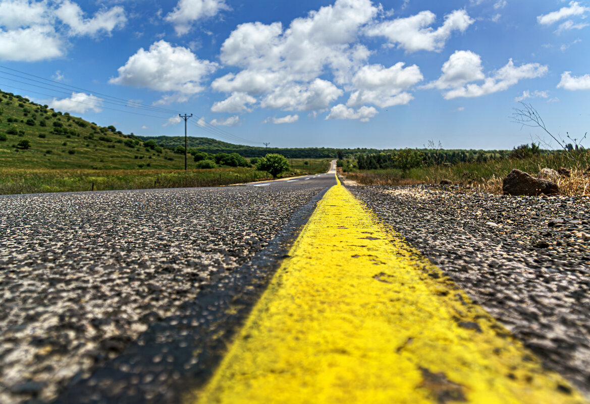 Вдоль жёлтой полосы - Eugene *