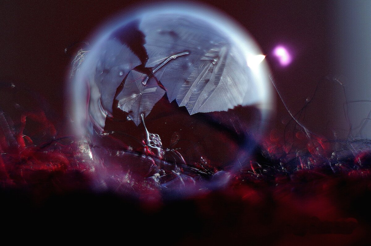 Мыльный пузырь на морозе. - Михаил К