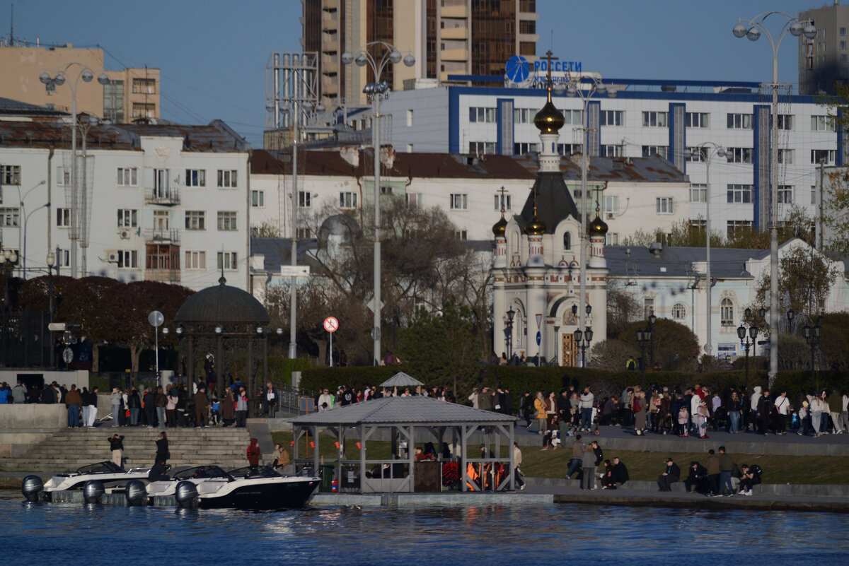 *** - Сергей Сергеев