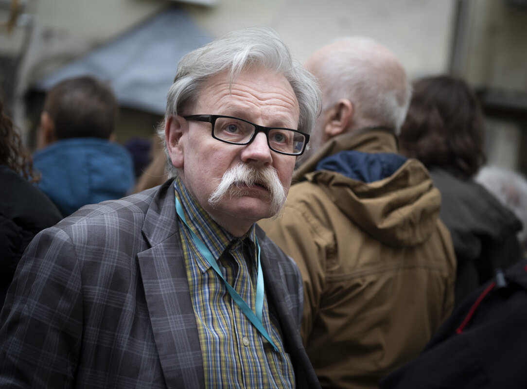 Поклонник тврчества Б. Окуджавы. - Николай Галкин 