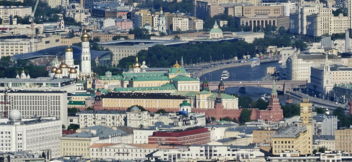 Московский Кремль - <<< Наташа >>>