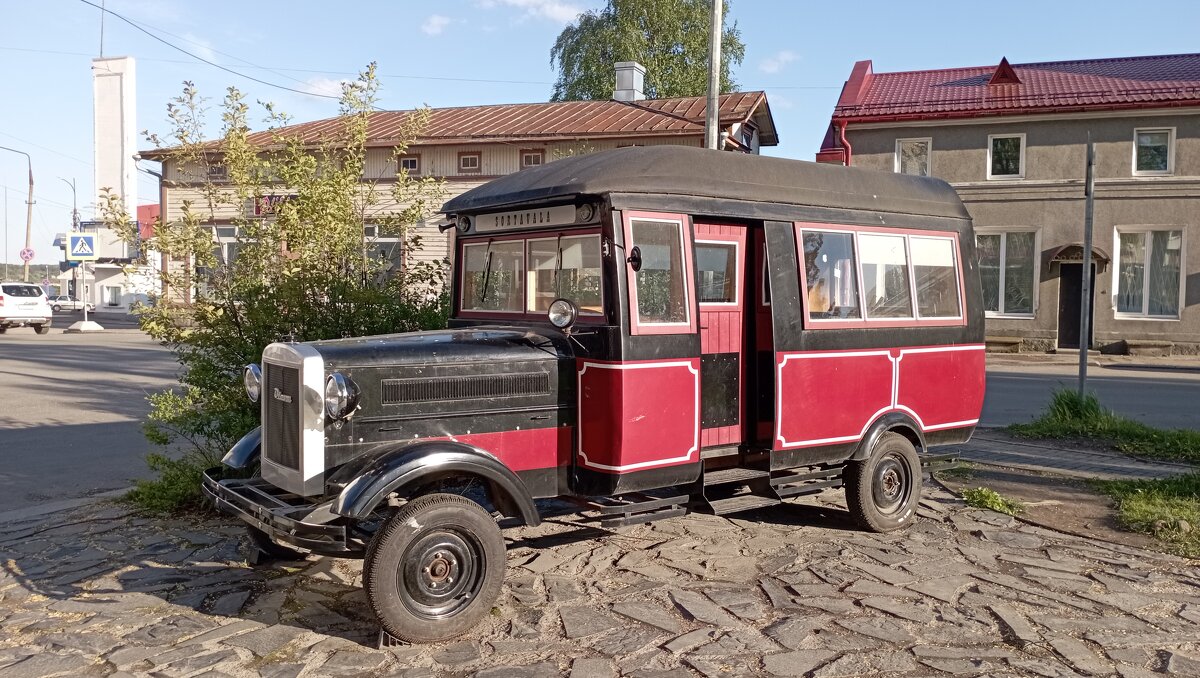 Сортавала. Ретроавтомобиль - Николай Сортавала. Ретроавтомобиль - Николай