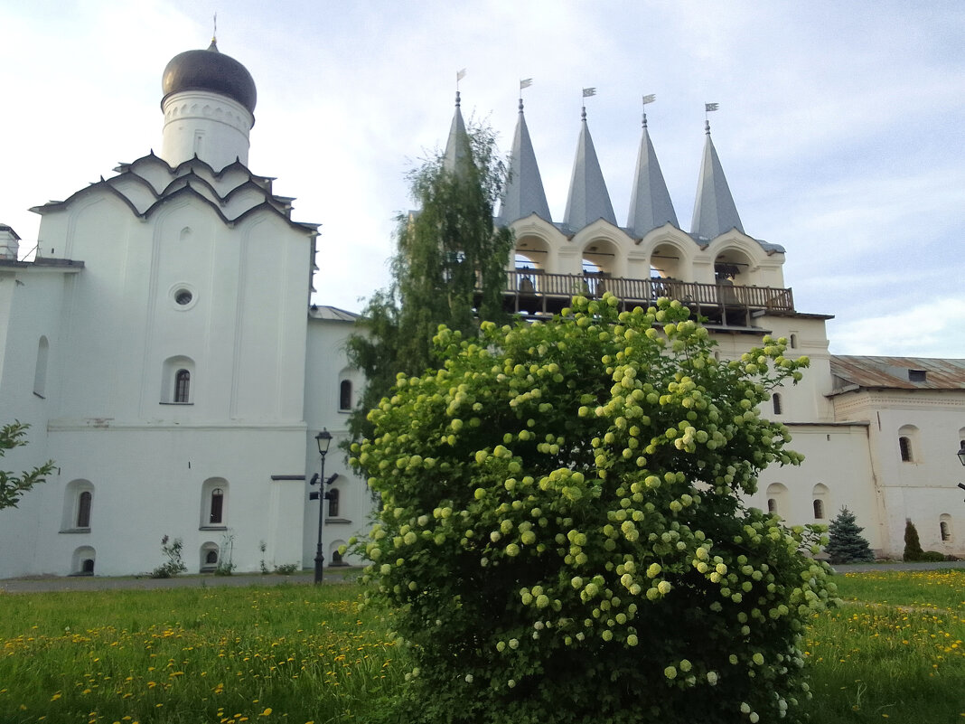 Церковь Покрова Пресвятой Богородицы с колокольней - Сергей Кочнев Церковь Покрова Пресвятой Богородицы с колокольней - Сергей Кочнев