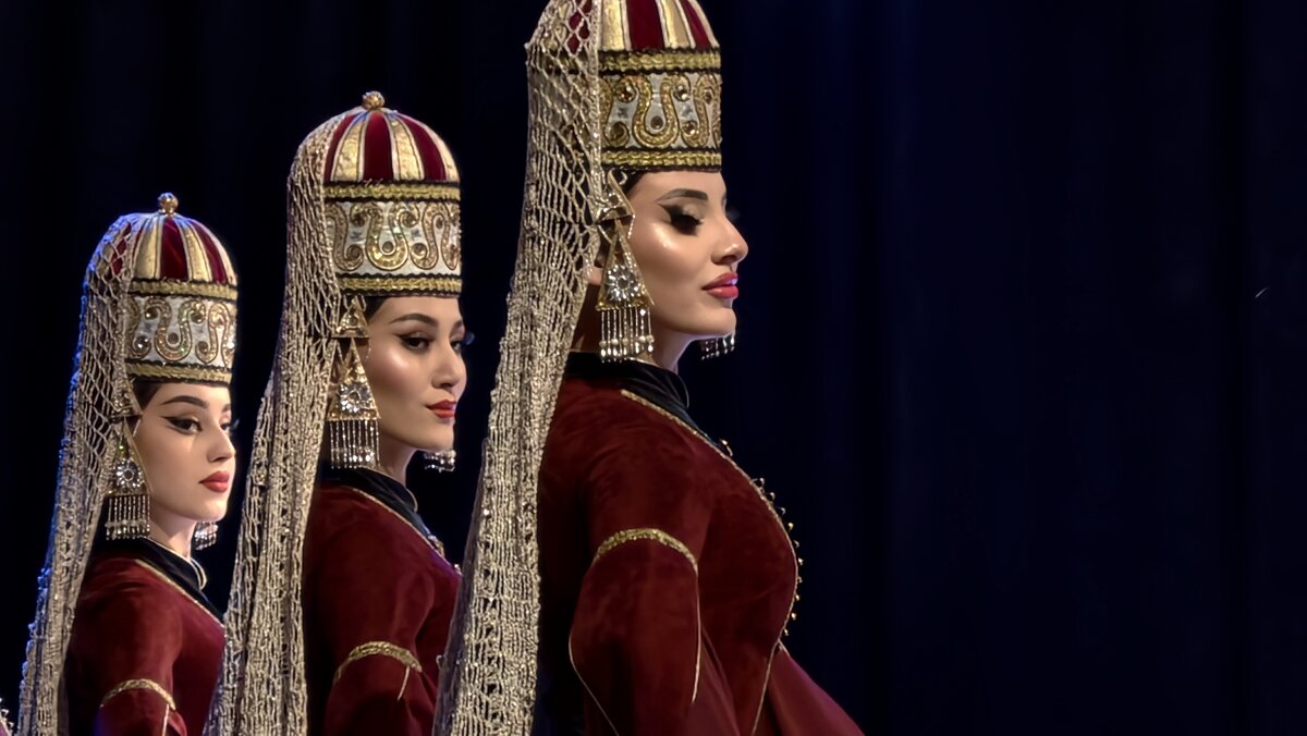Красавицы Кавказа - Мариша Тим