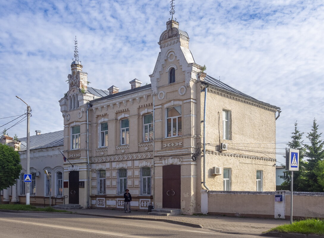 ___ - Yuriy V