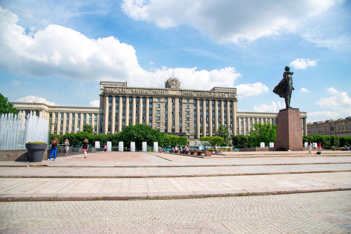 Московская площадь - Виктор Орехов