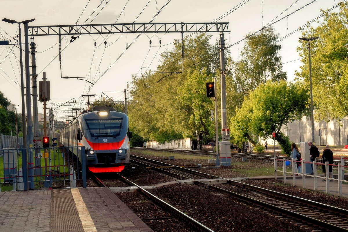 Из Подмосковья в Москву. - Татьяна Помогалова