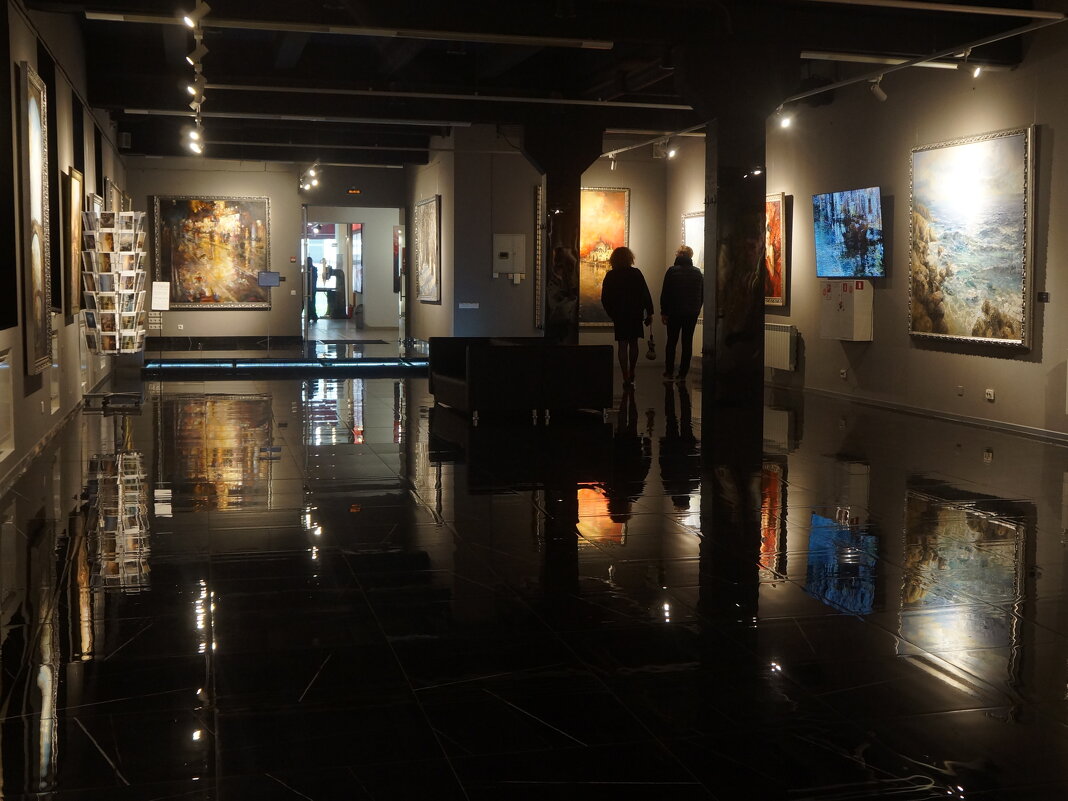 галерея Романа Ляпина - zavitok *