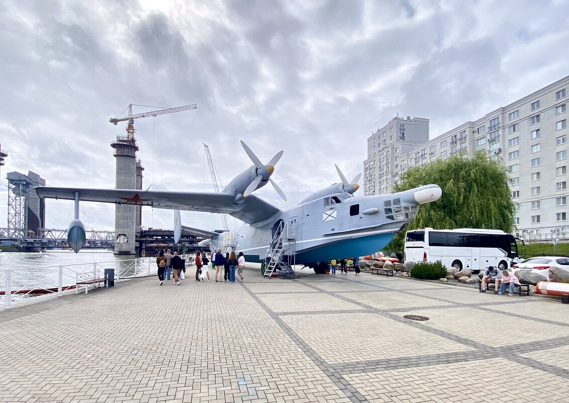Бериев 12( Бе-12). Техника рождённая в 50-60х в СССР , необходима даже сейчас . - Alexey YakovLev