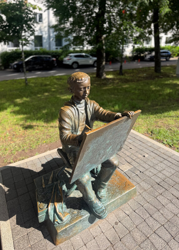 *** - Андрей Л. В.