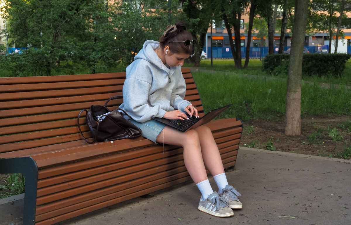 ***** - юрий поляков