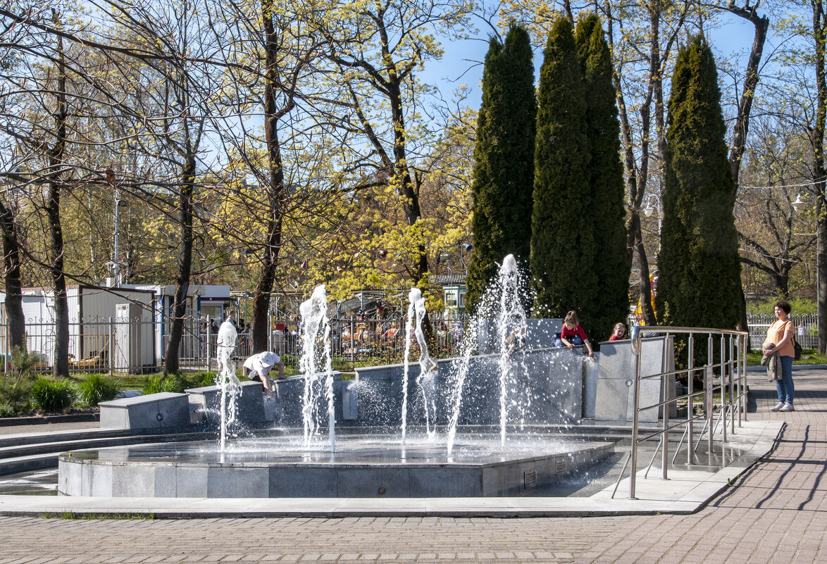 В Центральном парке г. Калининград - Gen В Центральном парке г. Калининград - Gen