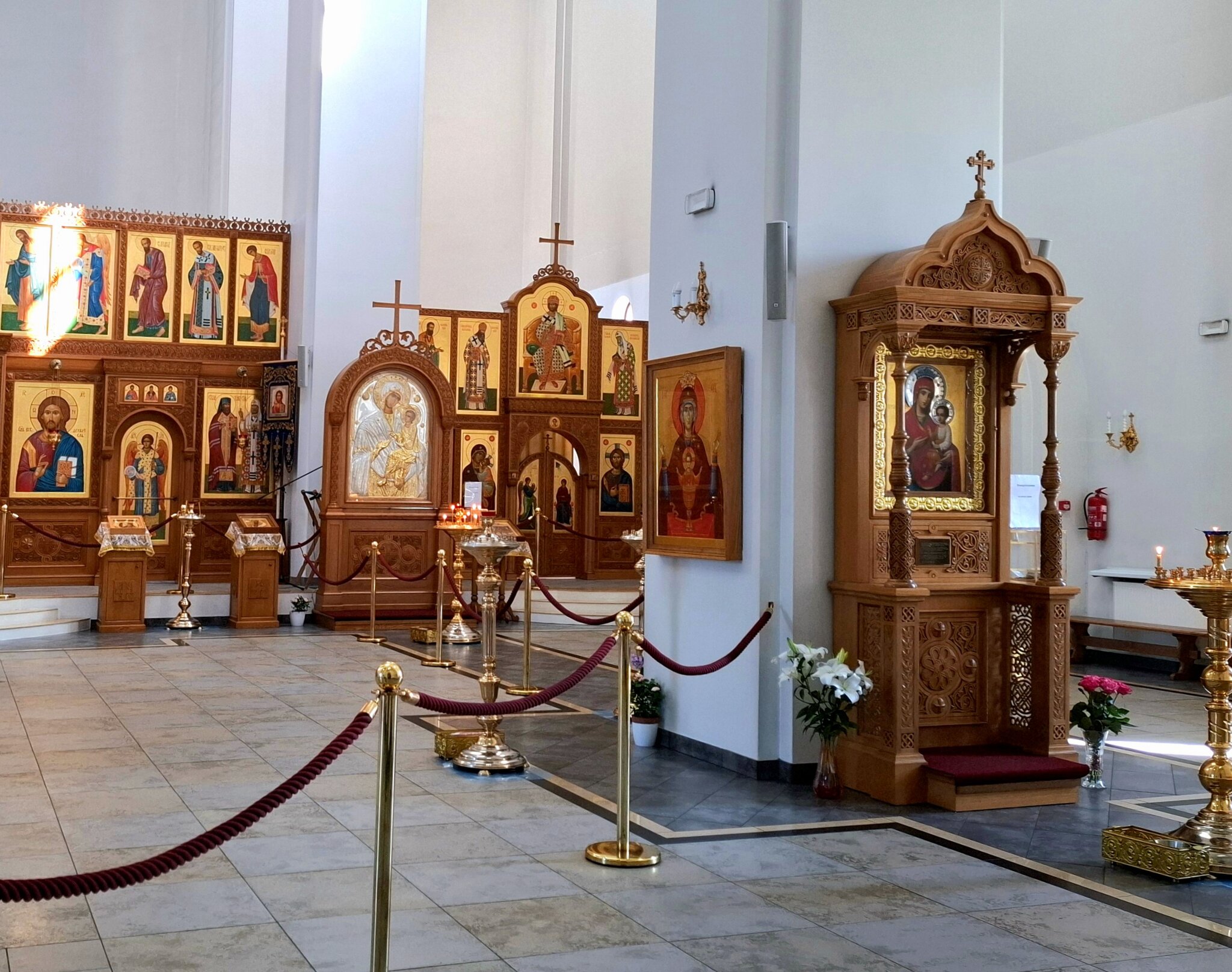 В храме иконы Божией Матери "Скоропослушница" :: Veera V В храме иконы Божией Матери "Скоропослушница" :: Veera V