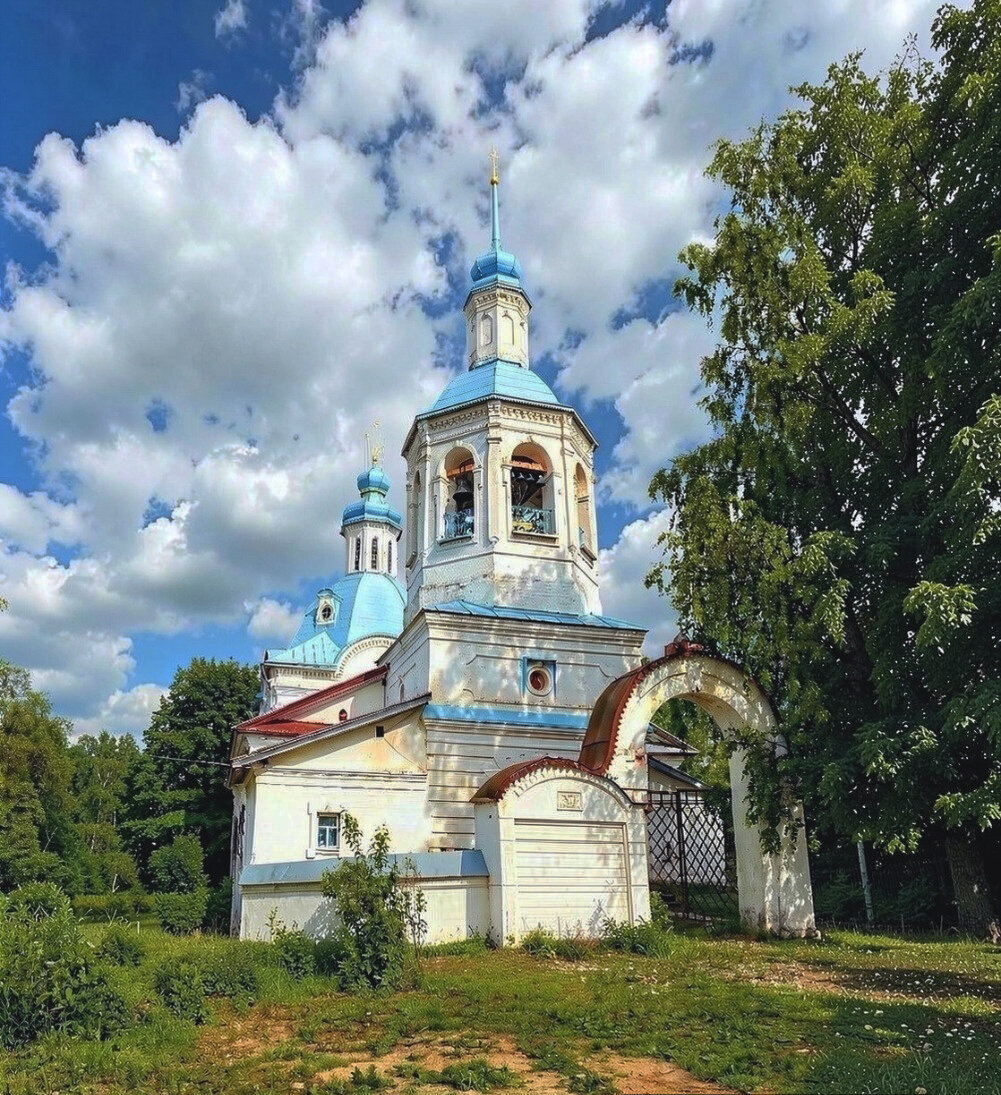 Храм :: Александр Силинский Храм :: Александр Силинский