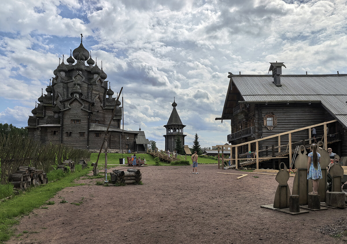 Усадьба Богословка. Этно парк деревянного зодчества. :: Лилия * Усадьба Богословка. Этно парк деревянного зодчества. :: Лилия *