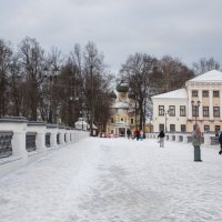 Углич. По Никольскому мосту в Кремль :: Gen 