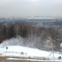 Снеговая пушка в работе :: Татьяна Тюменка